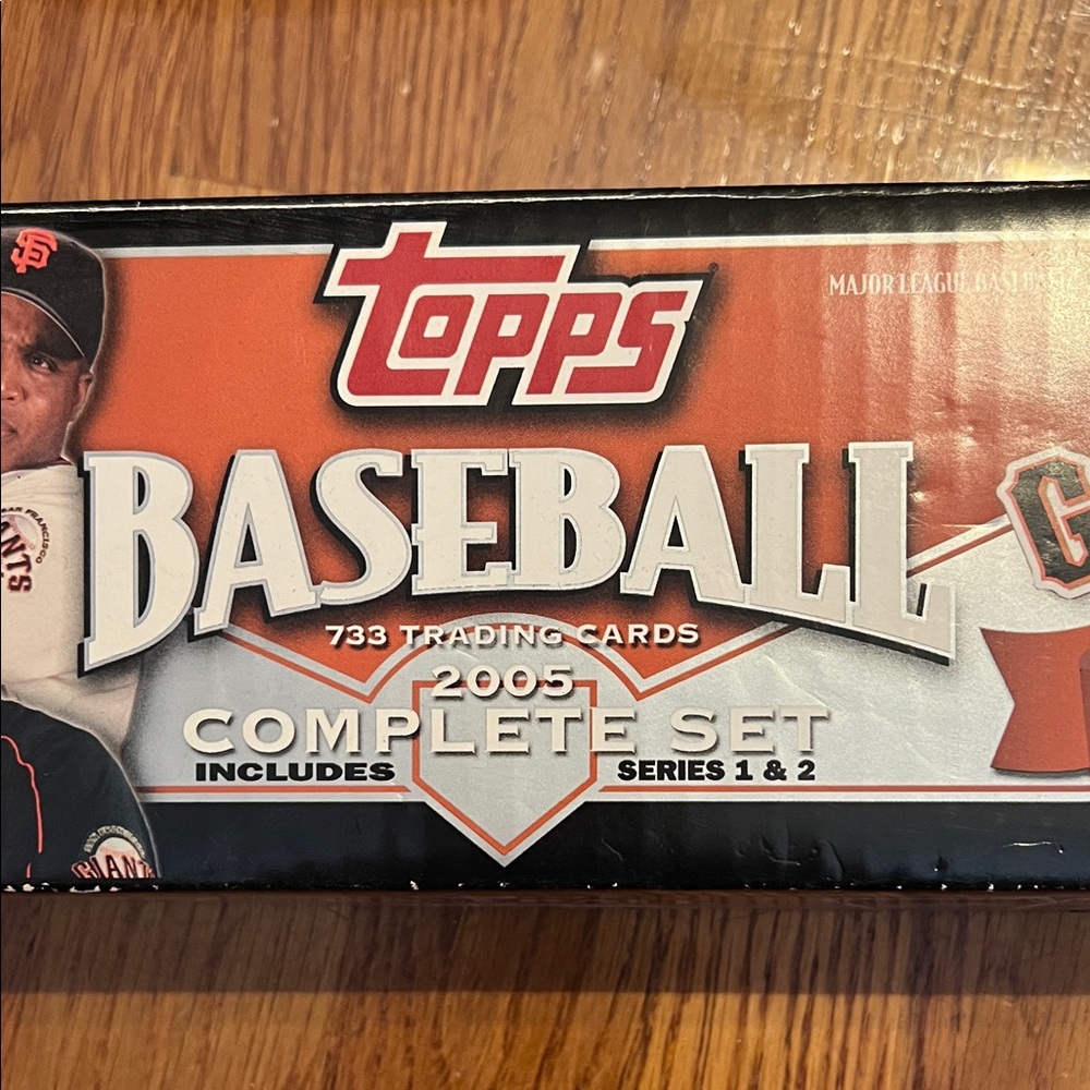Topps 2009 Baseball Card Set - Red, Black, White
